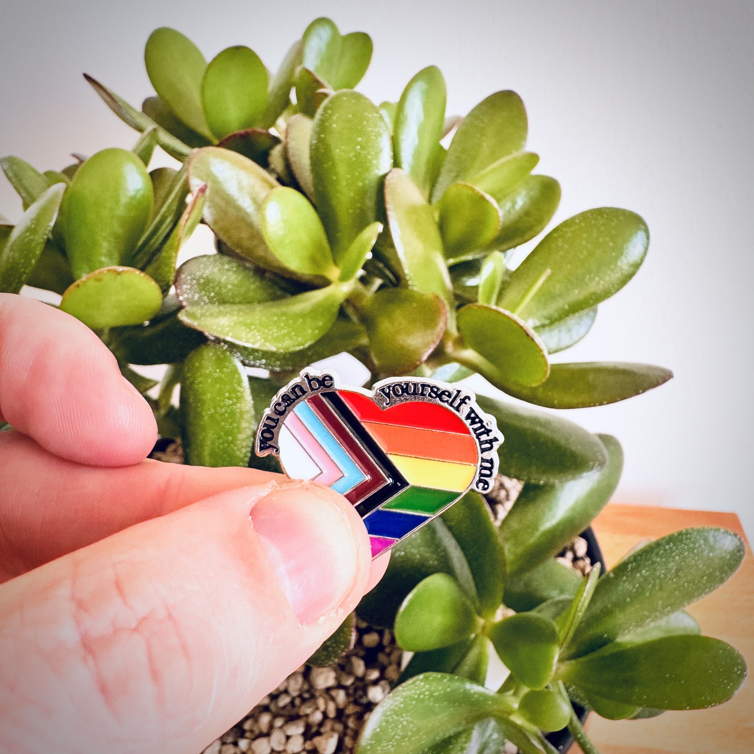 pride-pin-spruch-yourself