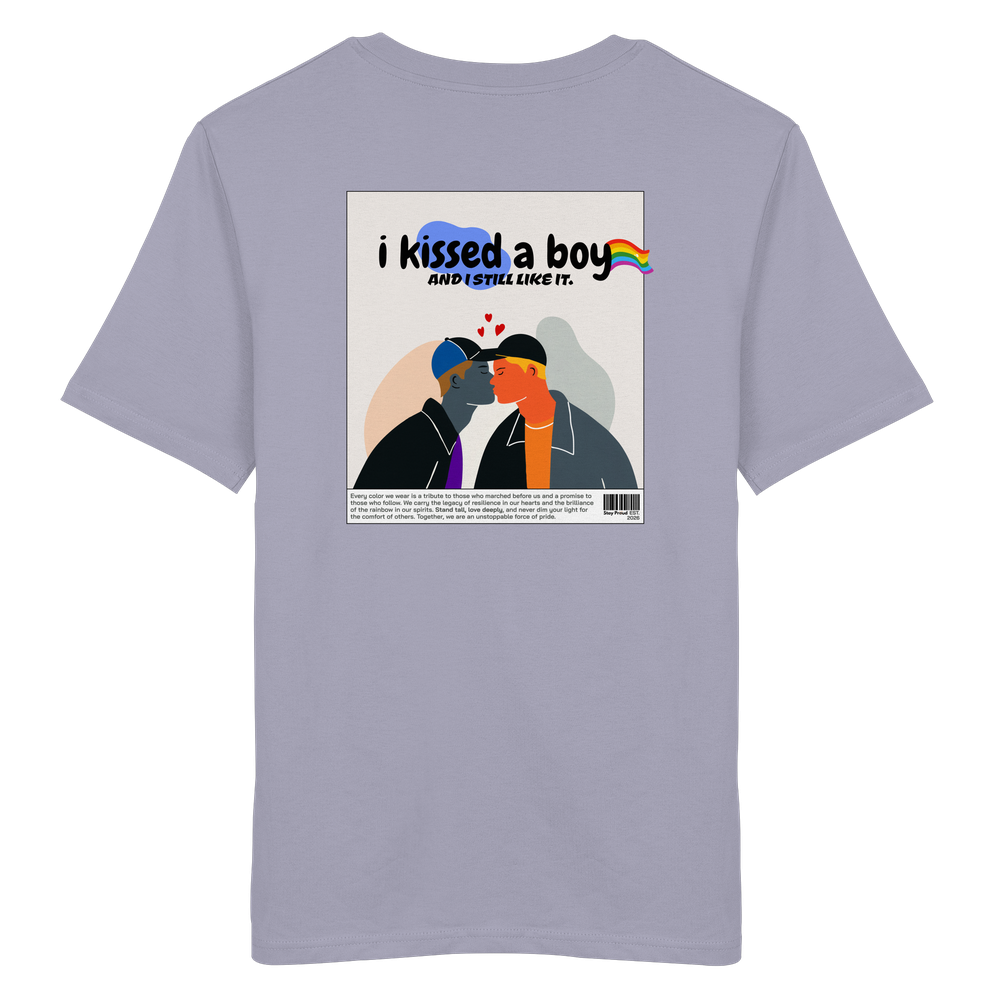 Pride T-Shirt mit Regenbogen- I Kissed A Boy And I Still Like It. – Bild 7