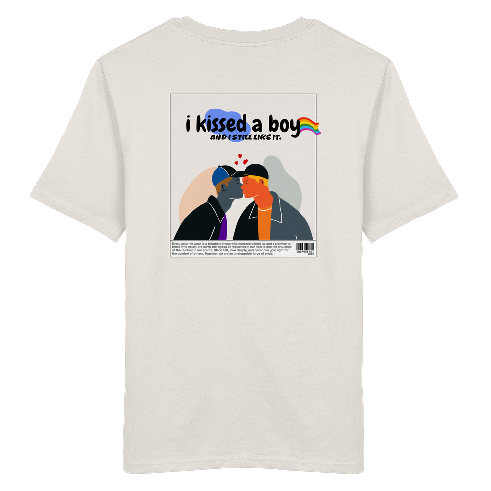 Pride T-Shirt mit Regenbogen- I Kissed A Boy And I Still Like It. – Bild 9