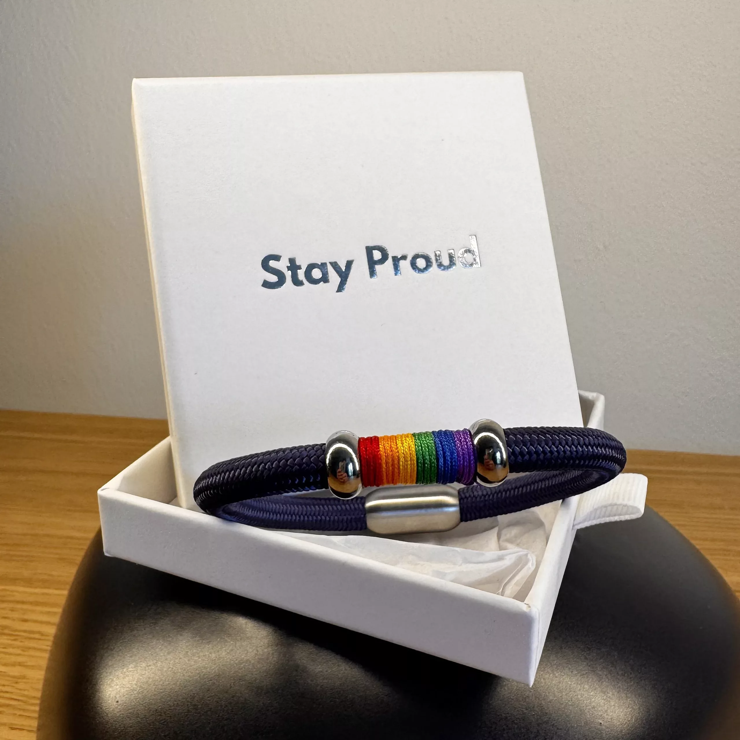 pride-queer-armband-marineblau-segeltau